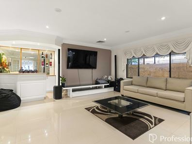 90 The Broadview, Landsdale WA 6065