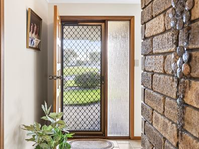 20 Hofrad Court, Yakamia WA 6330