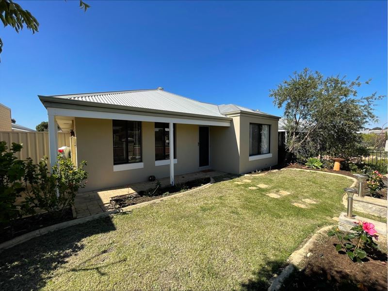 15 Elmina Avenue, Ellenbrook WA 6069