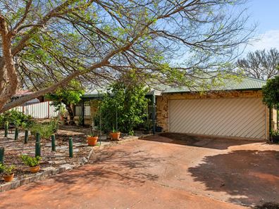 10 Daylesford Elbow, Jane Brook WA 6056