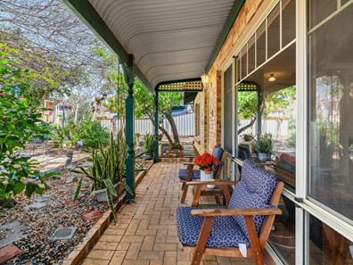 10 Daylesford Elbow, Jane Brook WA 6056