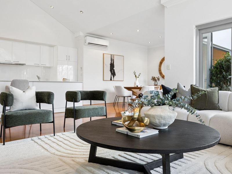 13 Darbyshire Drive, Subiaco
