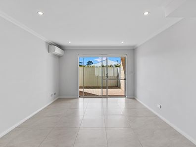 1/19 Hubert Street, Belmont WA 6104