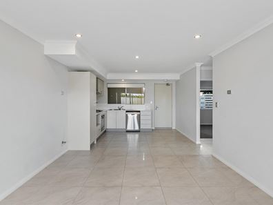 1/19 Hubert Street, Belmont WA 6104