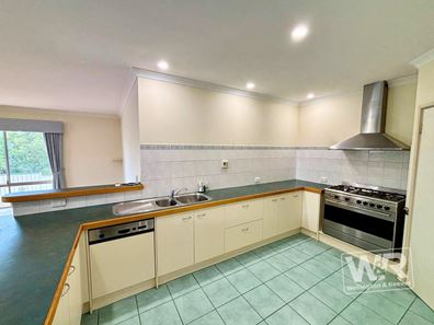 12 The Outlook, Bayonet Head WA 6330