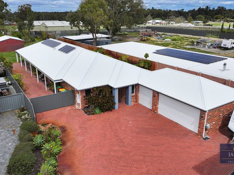 19 Betterton Road, Caversham WA 6055