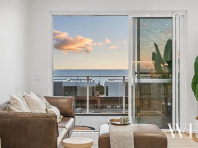 304/23 O'Connor Close, North Coogee WA 6163