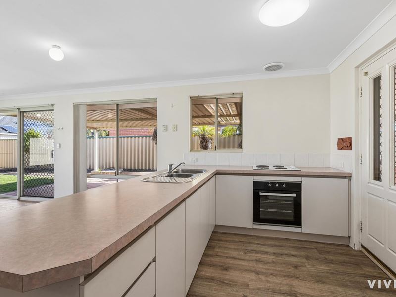 22 Jean Pierre Drive, Port Kennedy