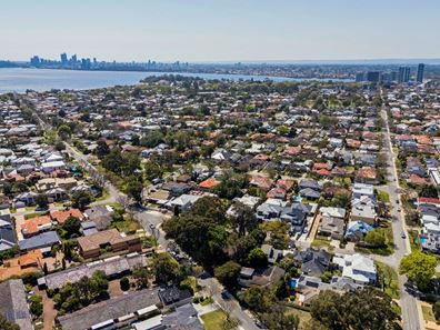 66 Macleod Road, Applecross WA 6153