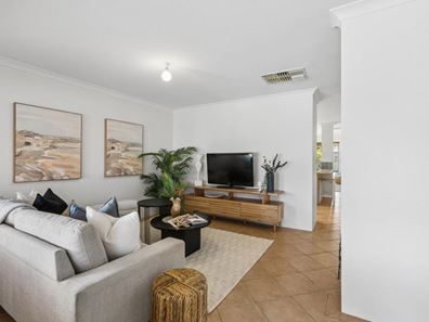 24 Craignish Loop, Kinross WA 6028