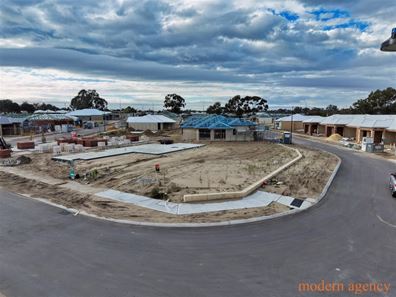 5 Navet Street, Wellard WA 6170