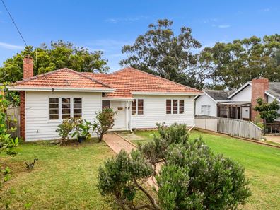 16 Starling Street, Hamilton Hill WA 6163