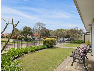 6 Richmond Entrance, Success WA 6164