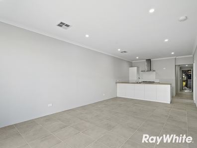 21 Ironstone Lane, Coodanup WA 6210