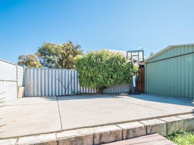 1 Dilkera Place, Quinns Rocks WA 6030