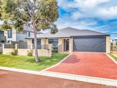 6 Gael Place, Dudley Park WA 6210