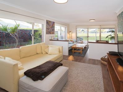 8 Mosswood Court, Dunsborough WA 6281