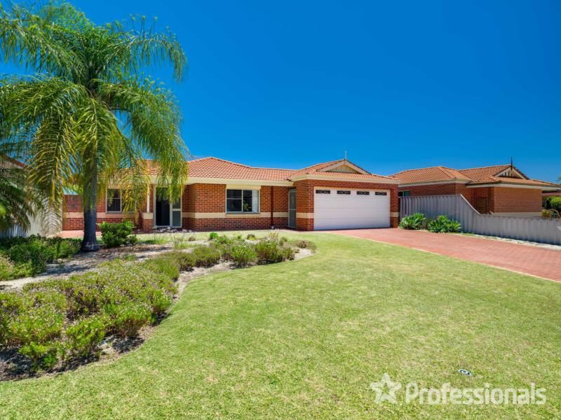 4 Clivedon Court, Ballajura WA 6066