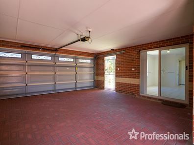 4 Clivedon Court, Ballajura WA 6066