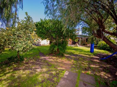 11 Hands Street, Eaton WA 6232