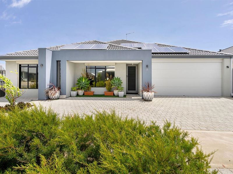 19 Apatite Street, Treeby WA 6164