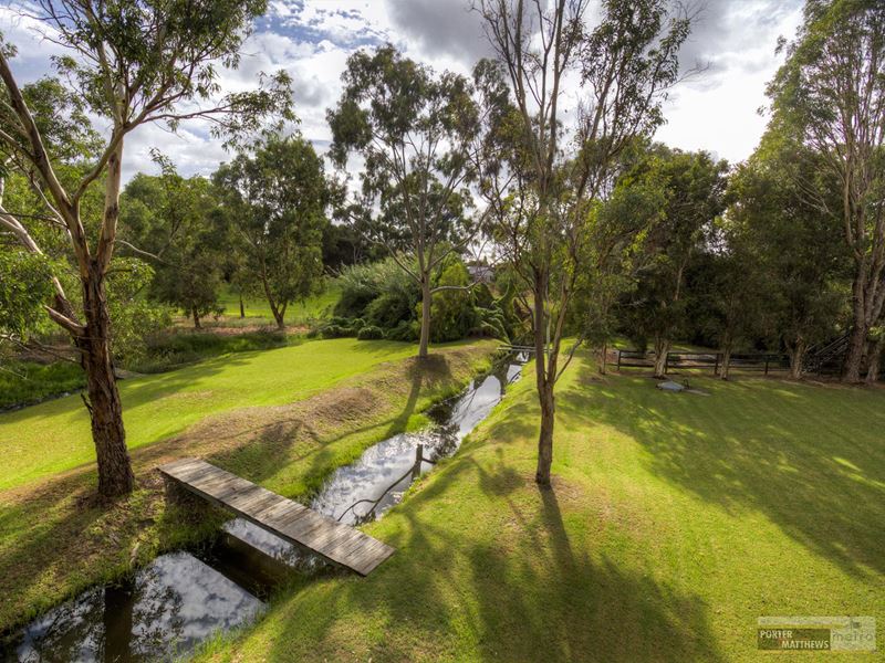 7 Beverley Terrace, South Guildford WA 6055