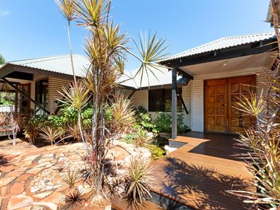 4 Dolby Road, Cable Beach WA 6726