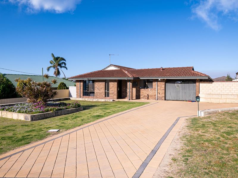 6 Evans Place, Padbury WA 6025