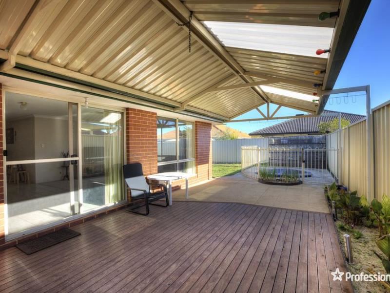 10 St John Road, Wattle Grove