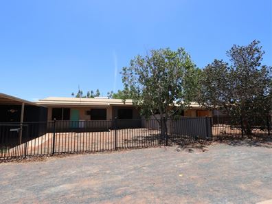 A&B/17 Mitchie Crescent, South Hedland WA 6722