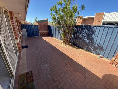 2/14 Loton Ave, Midland WA 6056