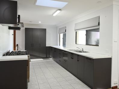 2 Harnett Place, Australind WA 6233