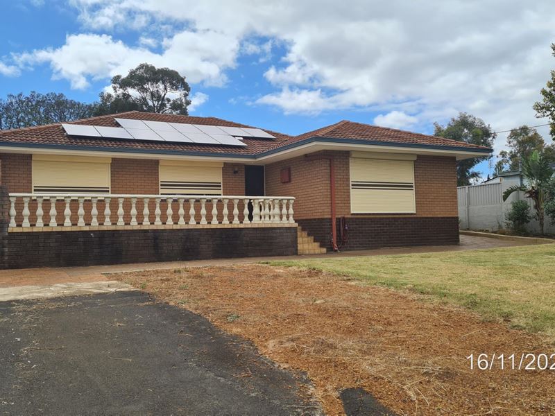 44 South Western Highway, Waroona