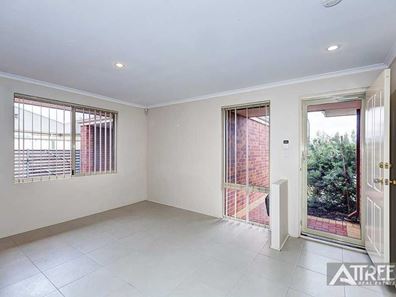 5 Glenfin Road, Seville Grove WA 6112