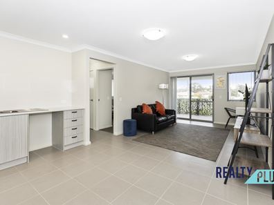 4/31 Stratton Street, Hamilton Hill WA 6163