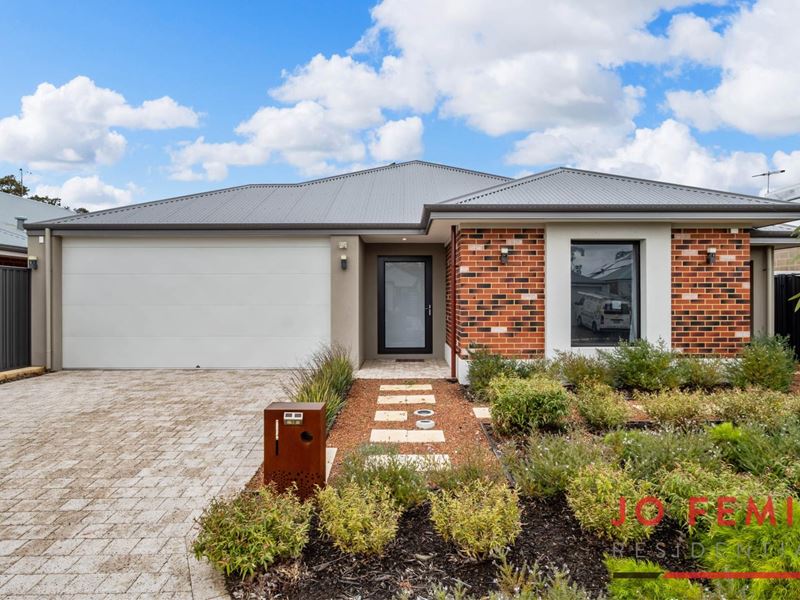 10 Freeman View, Bushmead