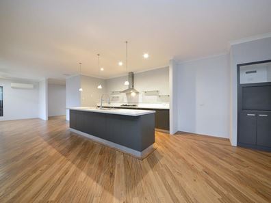 22 Serrata Road, Banksia Grove WA 6031