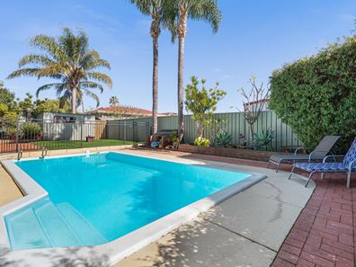 20 Orberry Place, Thornlie WA 6108