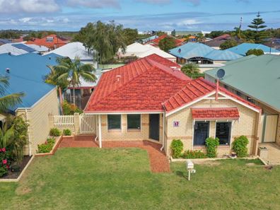 17 Villena Circle, Port Kennedy WA 6172