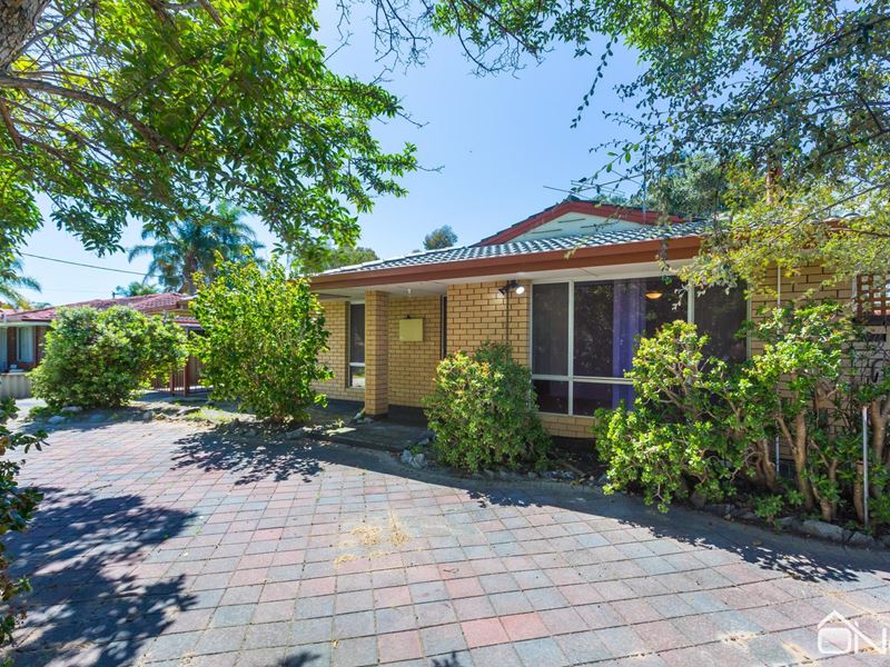12 Tullamore Avenue, Thornlie
