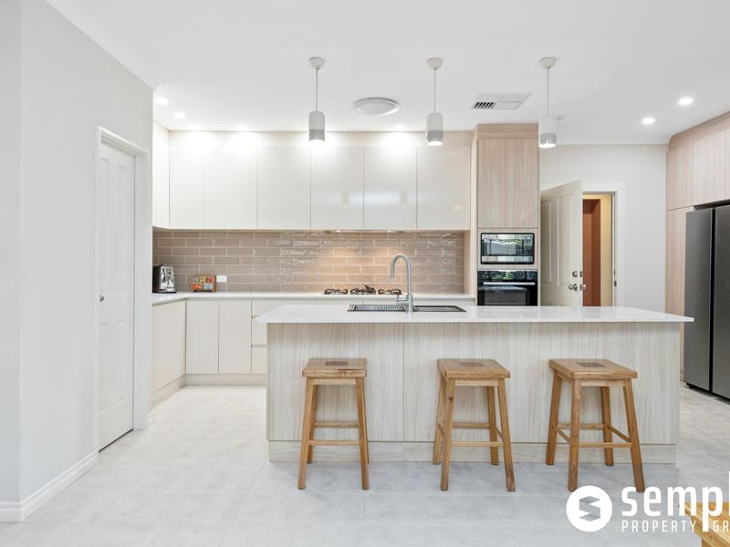 12 Ashendon Boulevard, Hammond Park