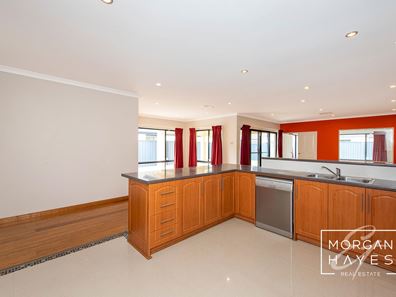 27 Gingerale Circle, Byford WA 6122
