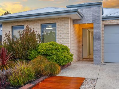 13 Mclachlan Turn, Byford WA 6122