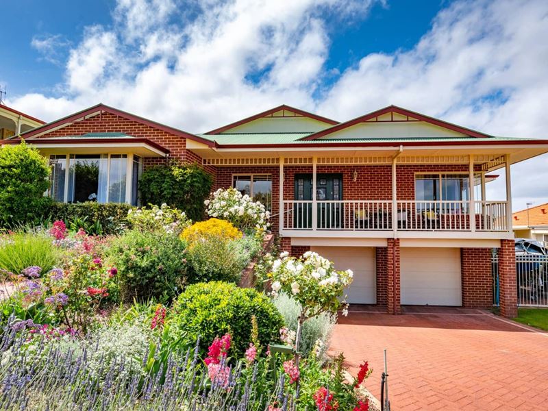 18 Hewett Rise, Spencer Park