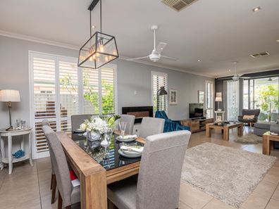 6 Rosette Place, Piara Waters WA 6112