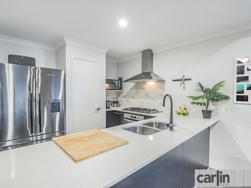 6 Baxteri Way, Hammond Park