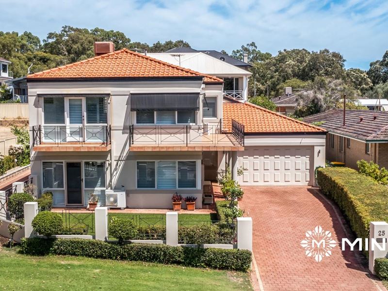 25 Moreing Road, Attadale