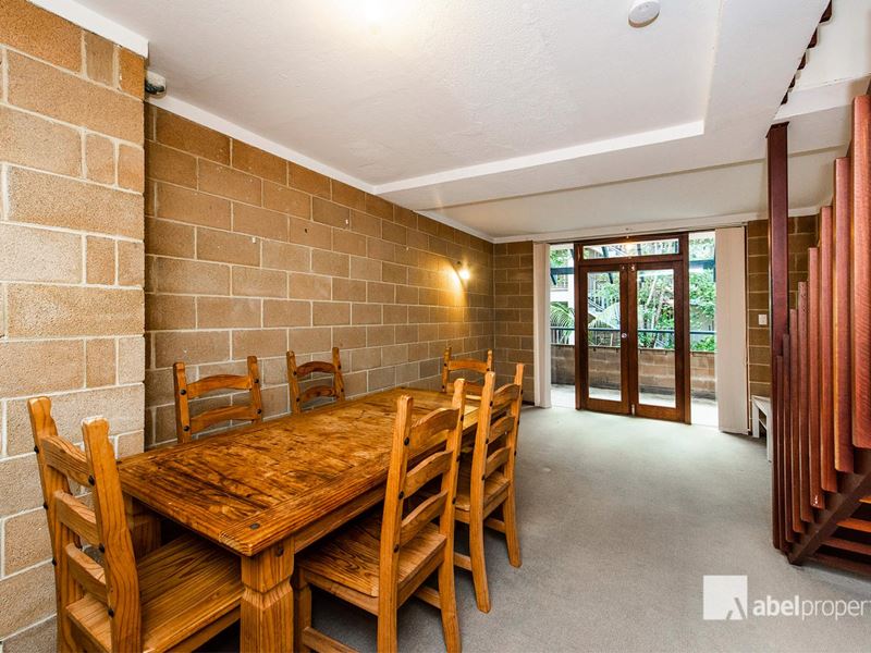 5/149 Fairway, Crawley