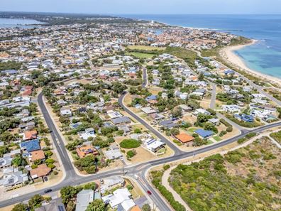 19B Yeedong Road, Falcon WA 6210