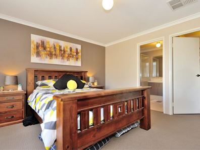 21 Ferguson Street, Middle Swan WA 6056
